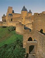 Carcassonne - 09 - Porte d'Aude et Chateau comtal (2).jpg